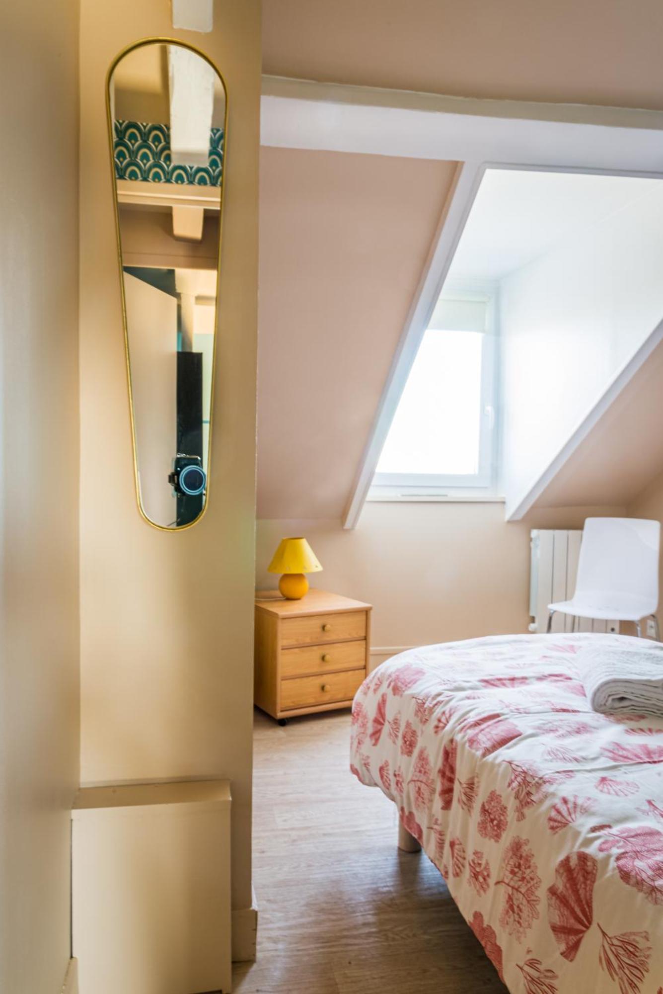 Etablissement Avec Deux Appartements De Trois Chambres Centre Ville, Proche Plage Dieppe Luaran gambar